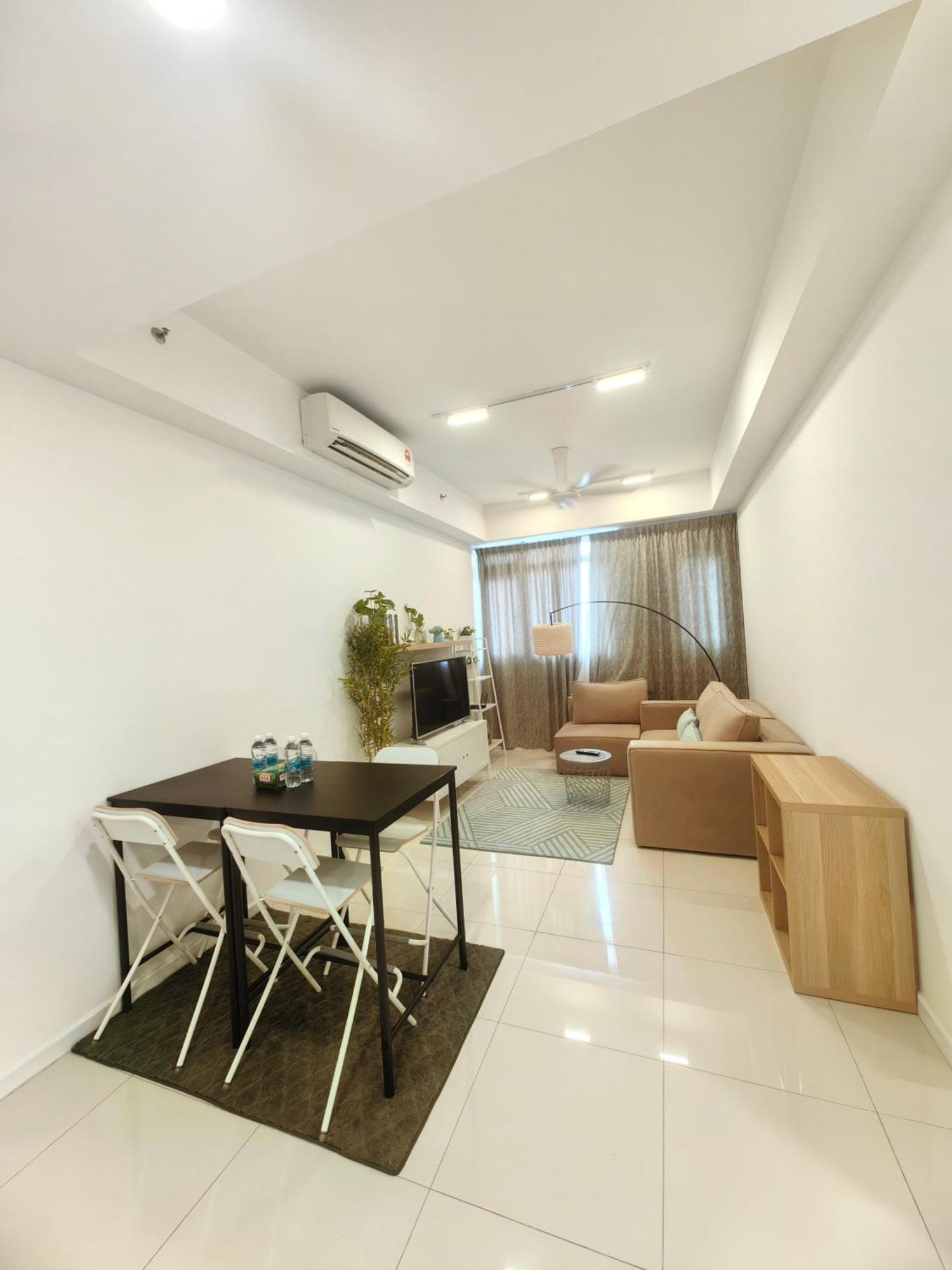 Chambers Residence Klcc Service Suites 쿠알라룸푸르 외부 사진