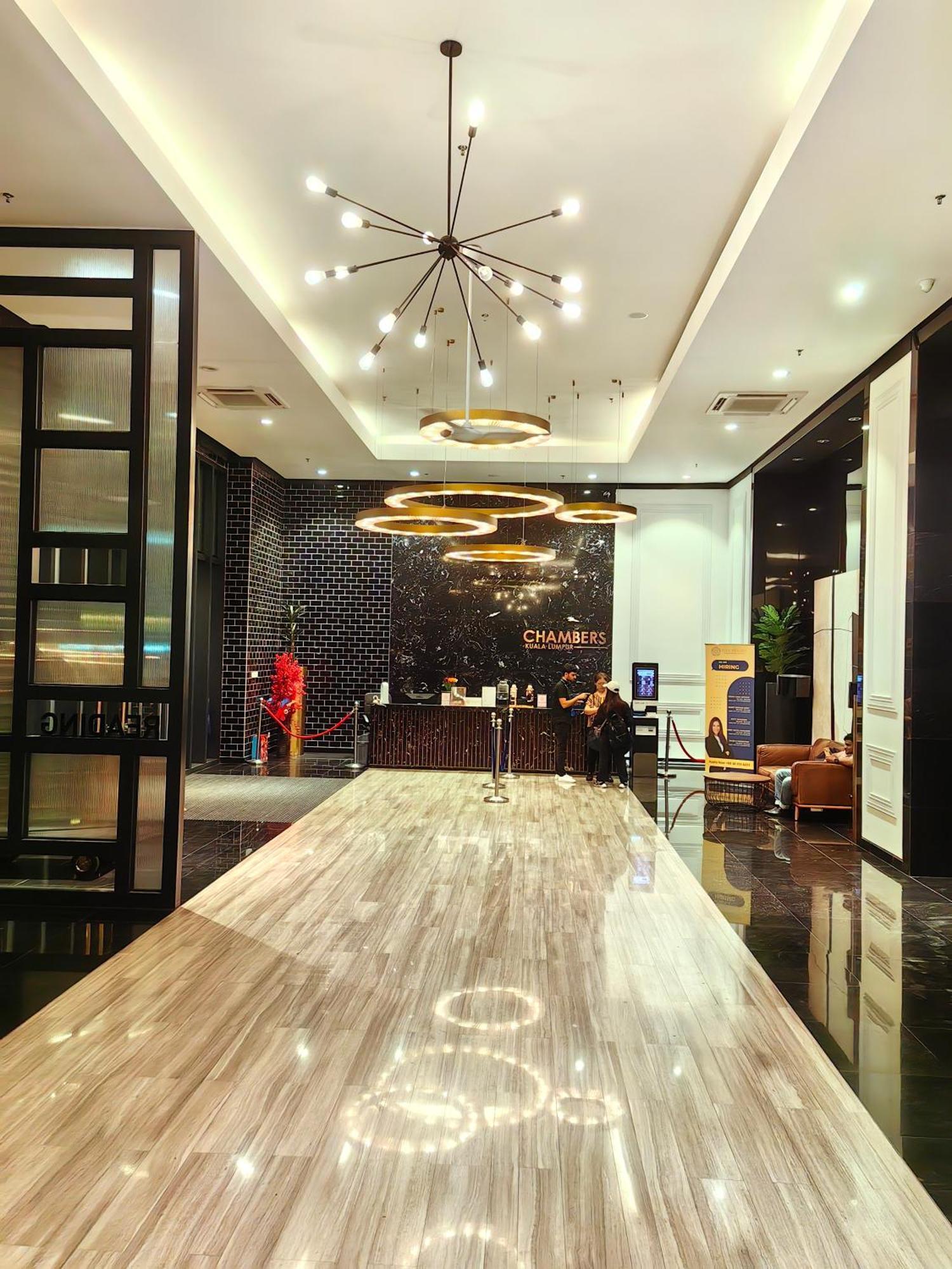 Chambers Residence Klcc Service Suites 쿠알라룸푸르 외부 사진