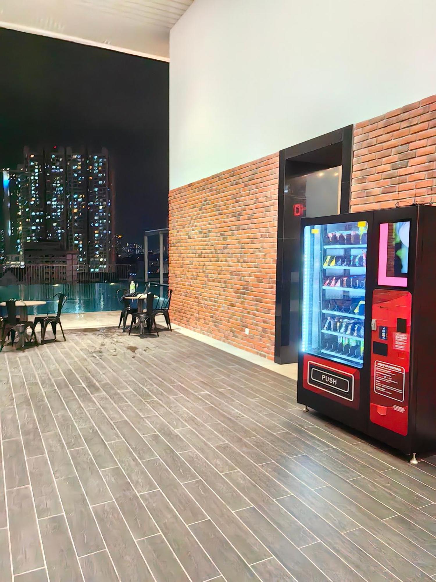 Chambers Residence Klcc Service Suites 쿠알라룸푸르 외부 사진